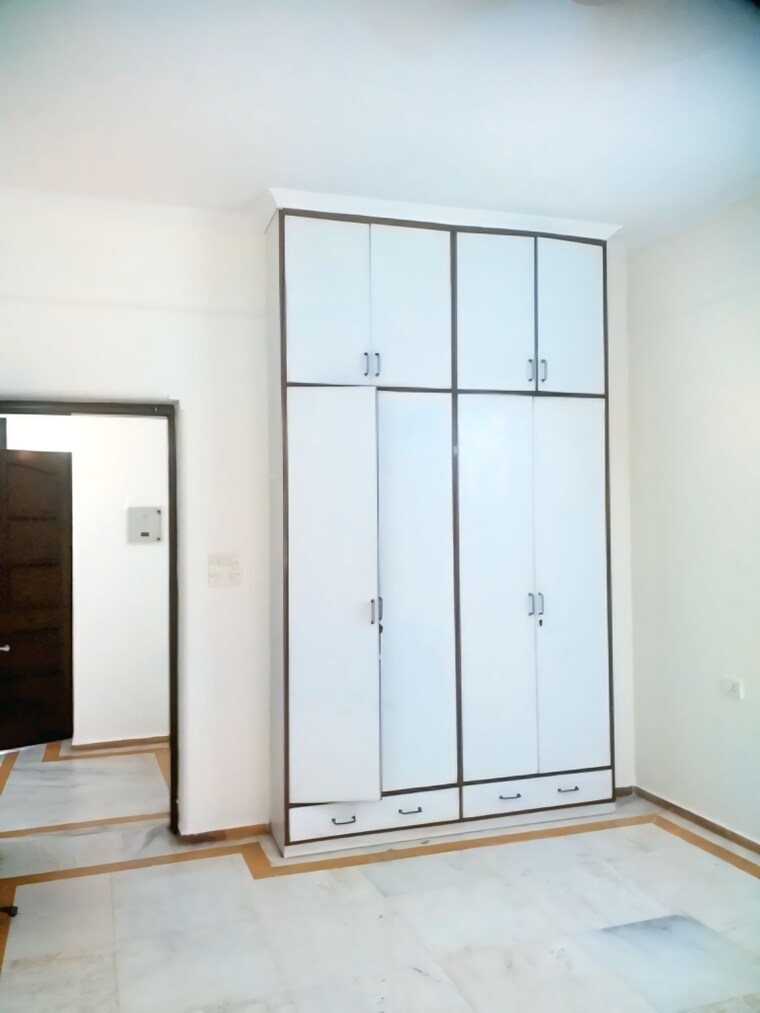 Room, new rajinder nagar 2 Bedroom 1210 Sq.Ft. Builder Floor In New Rajinder Nagar Delhi 9437525