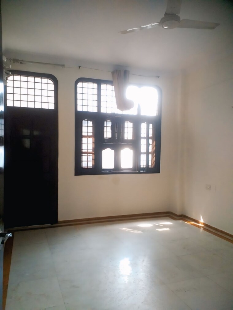 undefined, new rajinder nagar 2 Bedroom 1210 Sq.Ft. Builder Floor In New Rajinder Nagar Delhi 9437525
