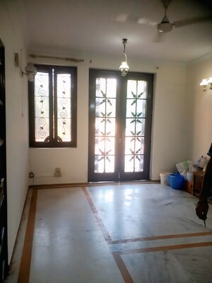 Room in 2 BHK Builder Floor at New Rajinder Nagar – for Rent