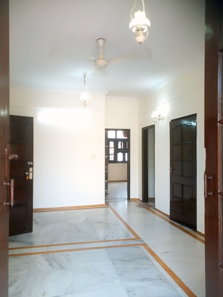 Cover Image, new rajinder nagar 2 Bedroom 1210 Sq.Ft. Builder Floor In New Rajinder Nagar Delhi 9437525