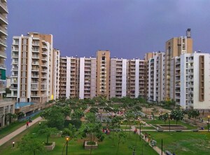 2 BHK Apartment For Rent in Puri Pratham, Sector 84