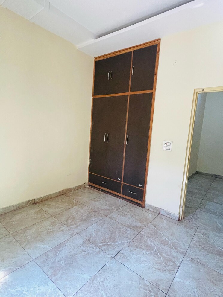 Room, motiaz-royal-citi 3 Bedroom 1800 Sq.Ft. Apartment In Ambala Highway Zirakpur 9437534