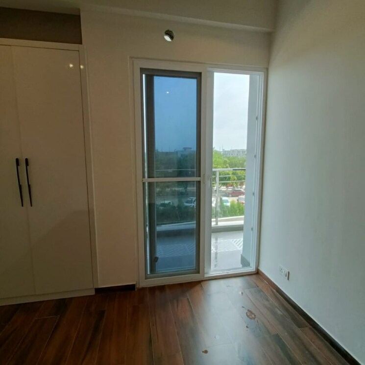 Room, siddharth vihar 3 Bedroom 1520 Sq.Ft. Apartment In Siddharth Vihar Ghaziabad 9437581