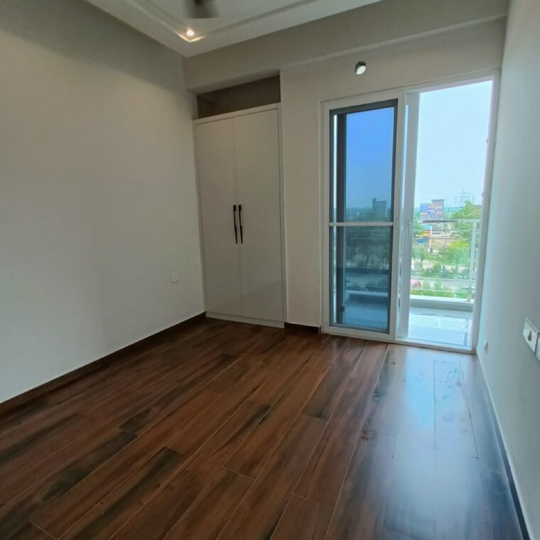 Room, siddharth vihar 3 Bedroom 1520 Sq.Ft. Apartment In Siddharth Vihar Ghaziabad 9437581