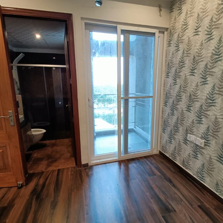 Room, siddharth vihar 3 Bedroom 1520 Sq.Ft. Apartment In Siddharth Vihar Ghaziabad 9437581