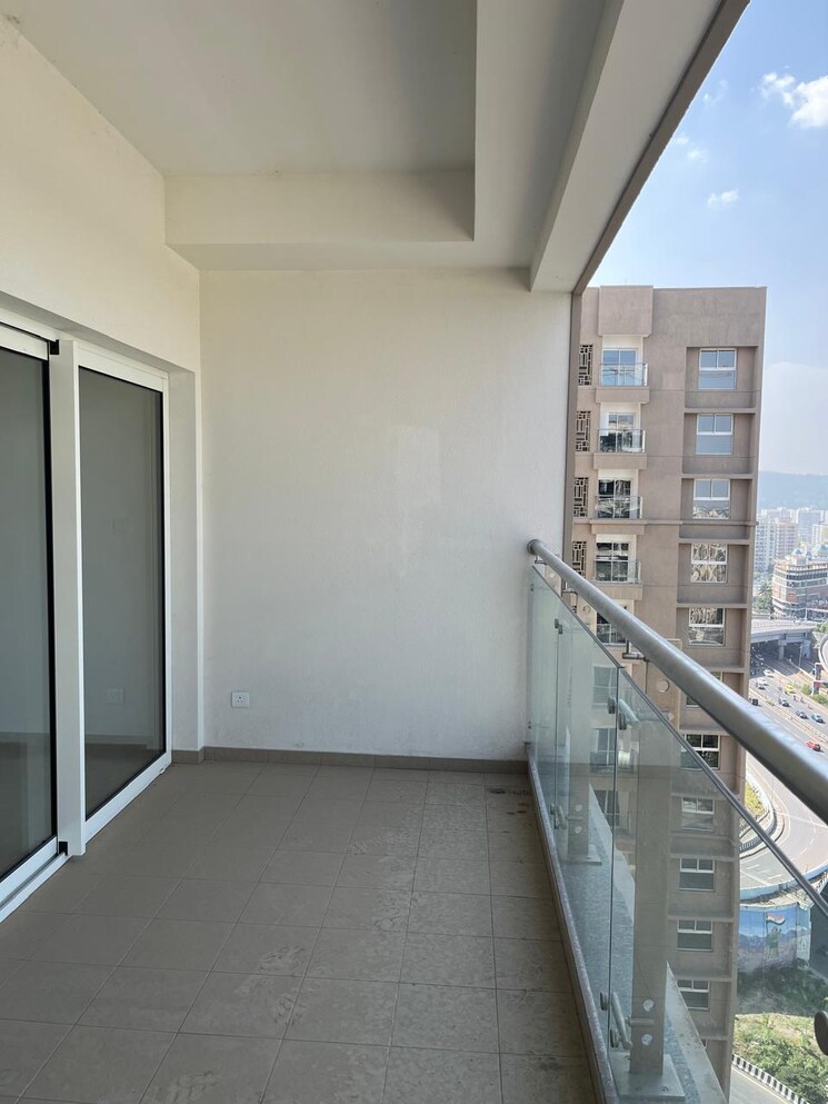 Balcony, model colony 2 Bedroom 900 Sq.Ft. Apartment In Model Colony Pune 9437527