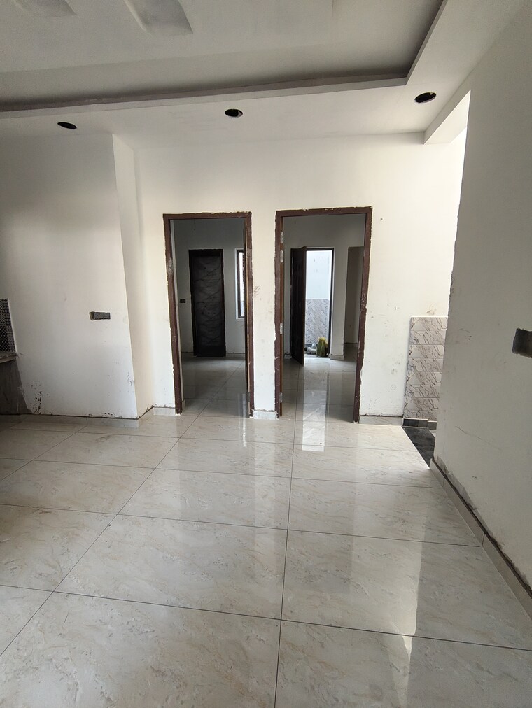 Room, fazullaganj 3 Bedroom 1000 Sq.Ft. Independent House In Fazullaganj Lucknow 9437611