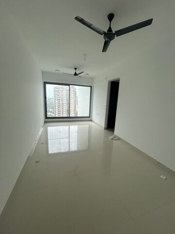 Room in 3 BHK Apartment at Sunteck City Avenue 4, Goregaon West – for Rent