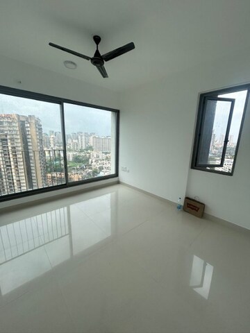 Room in 3 BHK Apartment at Sunteck City Avenue 4, Goregaon West – for Rent