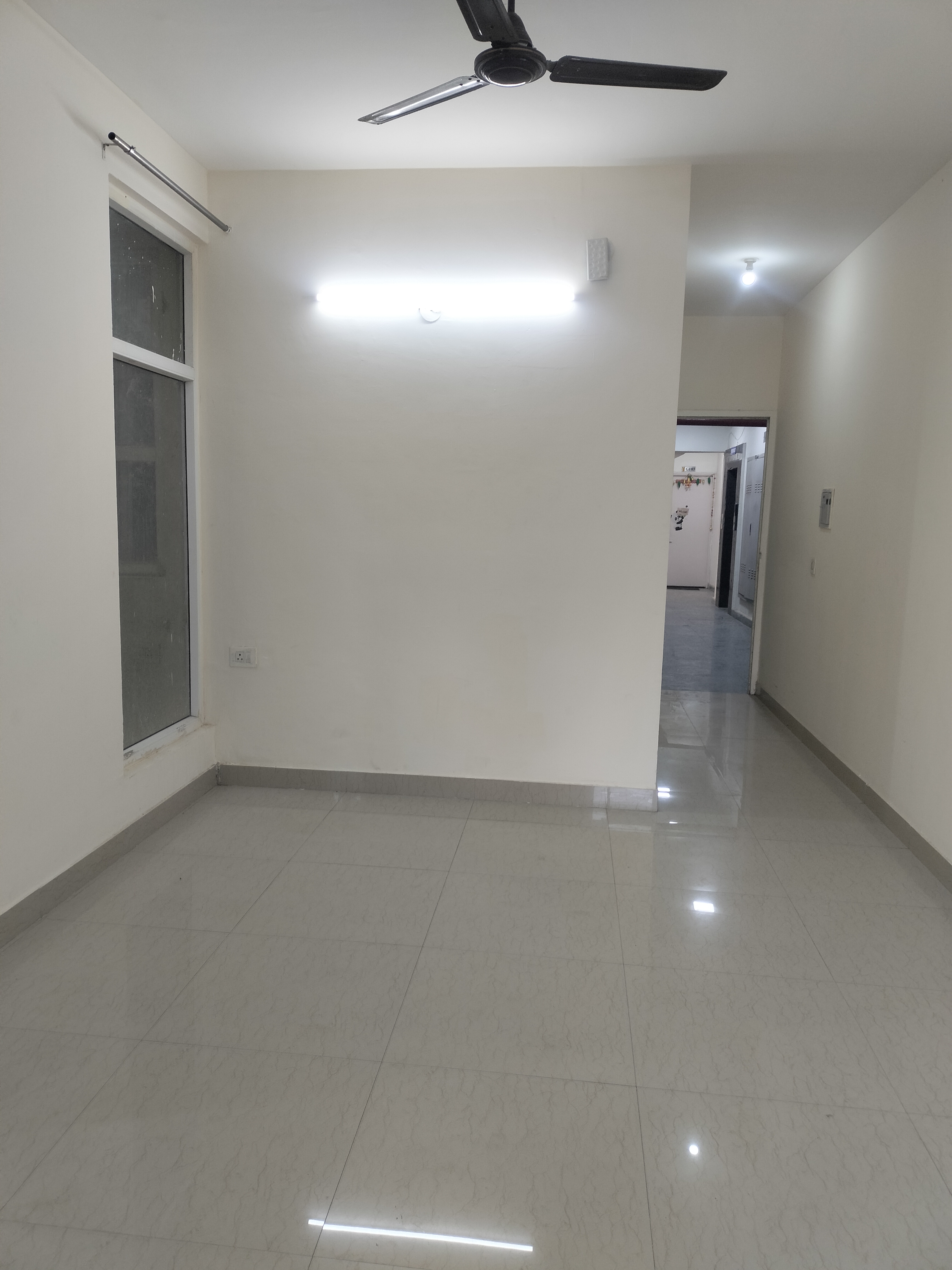 2 BHK Apartment For Rent in Tulip Lemon