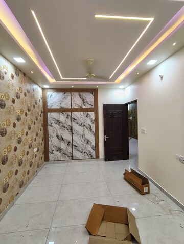 Living Room in 3 BHK Independent House at Fazullaganj – for Sale