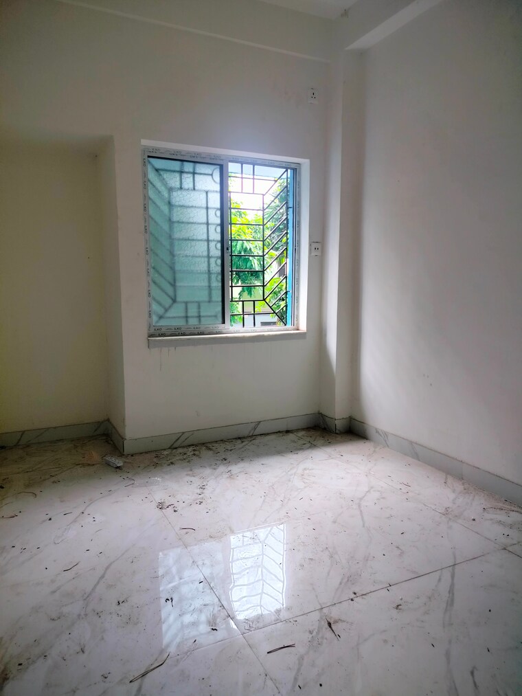 Room, haridevpur 2 Bedroom 950 Sq.Ft. Apartment In Haridevpur Kolkata 9437712
