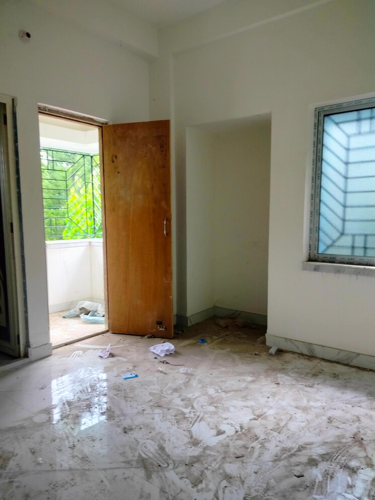 Room, haridevpur 2 Bedroom 950 Sq.Ft. Apartment In Haridevpur Kolkata 9437712