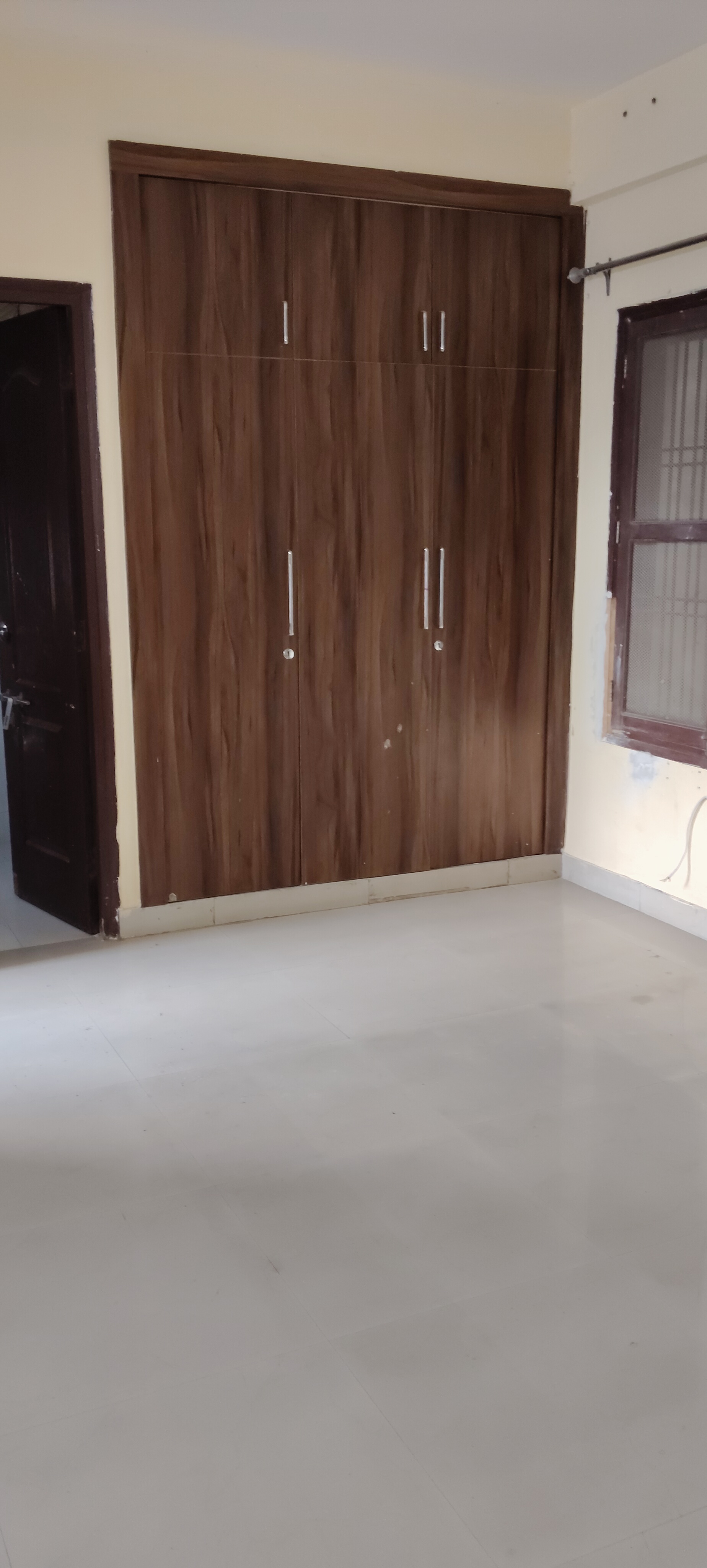 3 BHK + Extra Room Apartment For Rent in Puri Pranayam