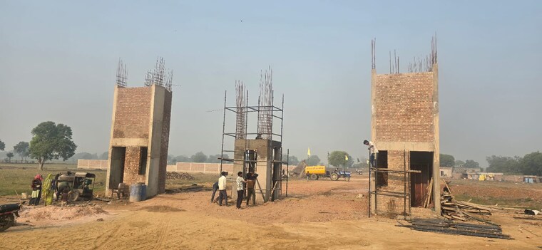 Exterior View, barsana  120 Sq.Yd. Plot In Barsana Mathura 9437696