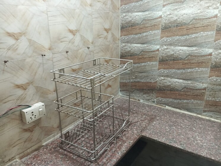 Bathroom, lord-mahavira-apartment 1 RK 400 Sq.Ft. Apartment In Sector 29 Noida 9437779