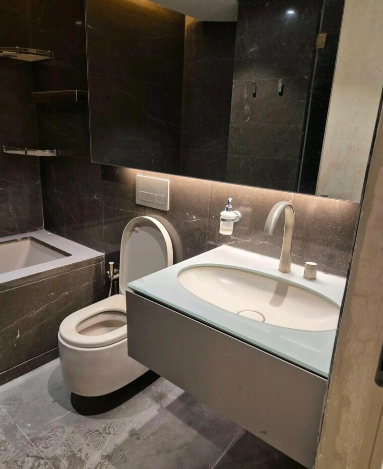 Bathroom, lodha-world-crest 3 Bedroom 1783 Sq.Ft. Apartment In Worli Mumbai 9437778