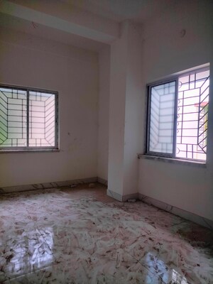 Room in 3 BHK Apartment at Haridevpur – for Sale