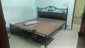 Bedroom in 1 BHK Builder Floor at Vaishali Sector 5 – for Rent