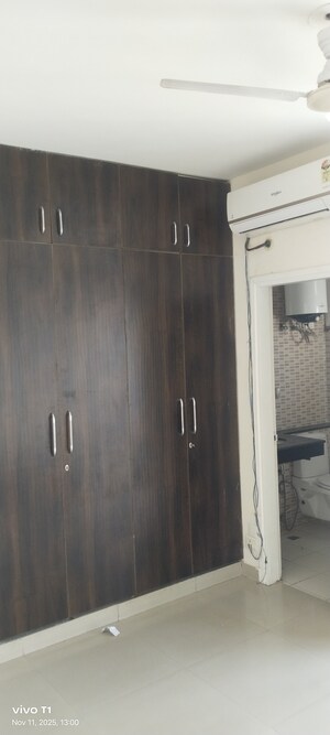 Building Lobby in 3.5 BHK Apartment at BPTP Park Prime, Sector 66 – for Rent