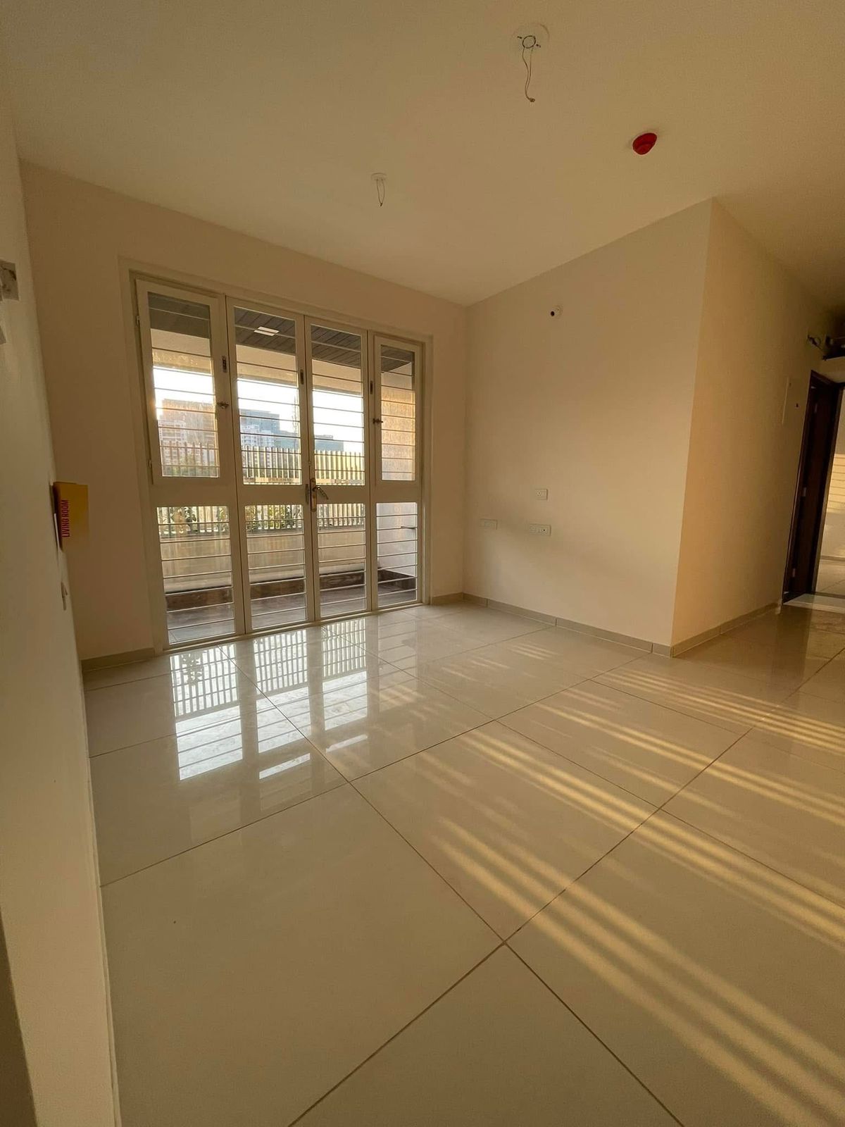 3 BHK + Extra Room Apartment For Rent in Yashwin Orizzonte