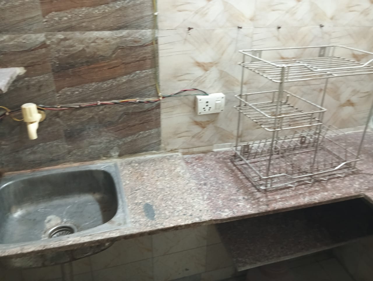 1 RkBuilder Floor For Rent in RWA Apartments Sector 50