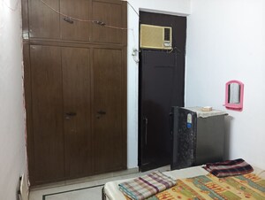 Furnished Amenities in 1 RK Builder Floor at RWA Apartments Sector 50, Sector 50 – for Rent