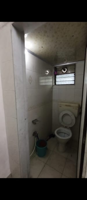 Bathroom in 1 BHK Apartment at Sheetal Apartment Byculla, Byculla – for Rent