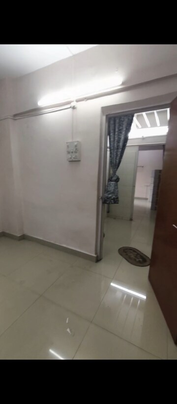 Bathroom in 1 BHK Apartment at Sheetal Apartment Byculla, Byculla – for Rent