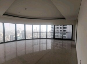 Room in 3 BHK Apartment at Lodha World View, Worli – for Rent