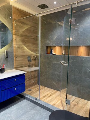 Bathroom in 3 BHK Apartment at Sector 28 – for Rent