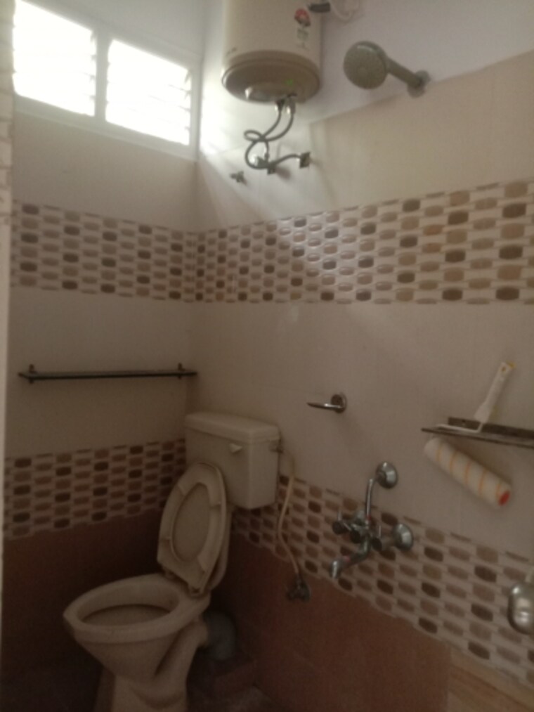 Bathroom, jp nagar phase 7 2 Bedroom 1200 Sq.Ft. Independent House In Jp Nagar Phase 7 Bangalore 9438202