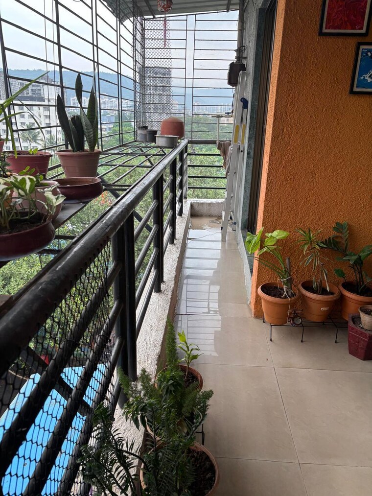 Balcony, saurabh-avenue-apartment 2 Bedroom 900 Sq.Ft. Apartment In Kharghar Navi Mumbai 9438047