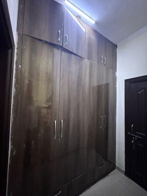 Room in 4 BHK Apartment at Spring Meadows, Tech Zone 4 Greater Noida – for Sale