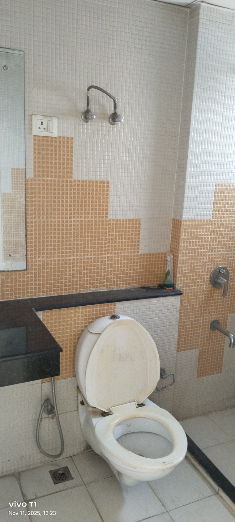 Bathroom, bptp-park-prime 3.5 Bedroom 2062 Sq.Ft. Apartment In Sector 66 Gurgaon 9438261