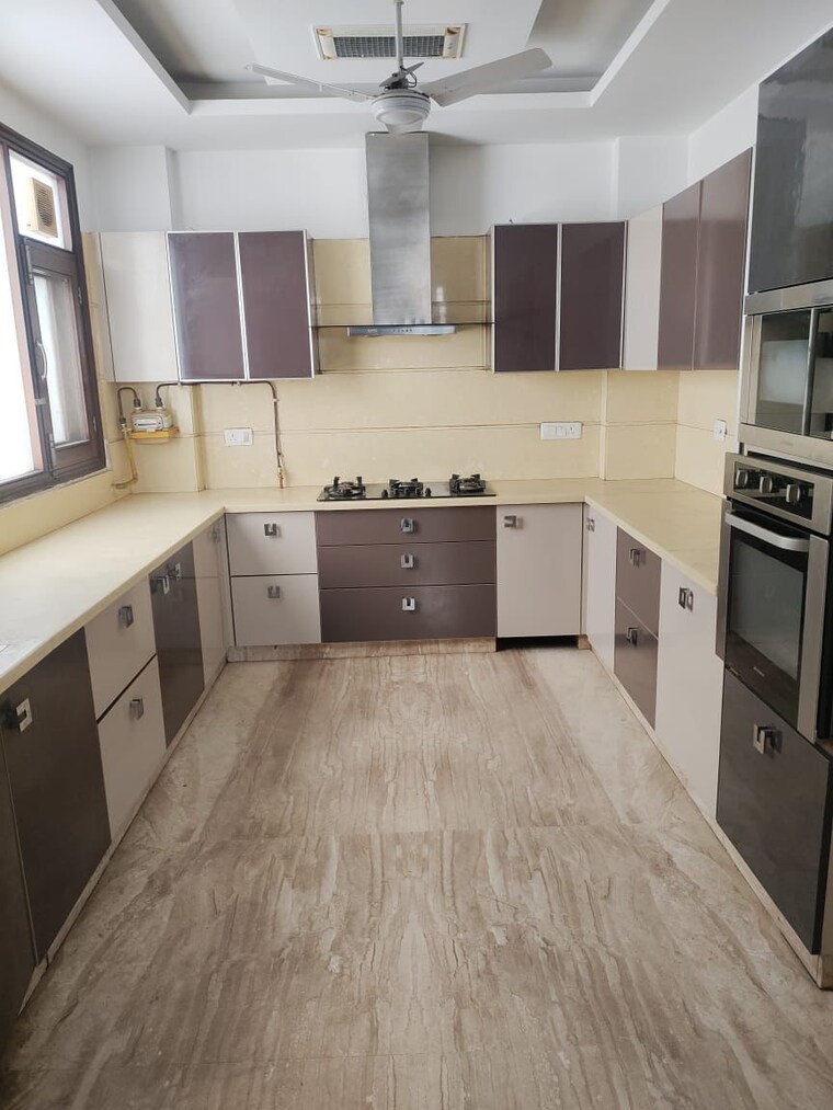 Kitchen, shivalik colony 3 Bedroom 231 Sq.Yd. Independent House In Shivalik Colony Delhi 9438875