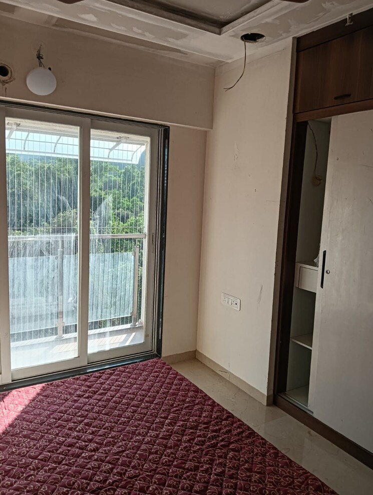 Room, mahavir-square 3 Bedroom 997 Sq.Ft. Apartment In Manpada Thane 9438289