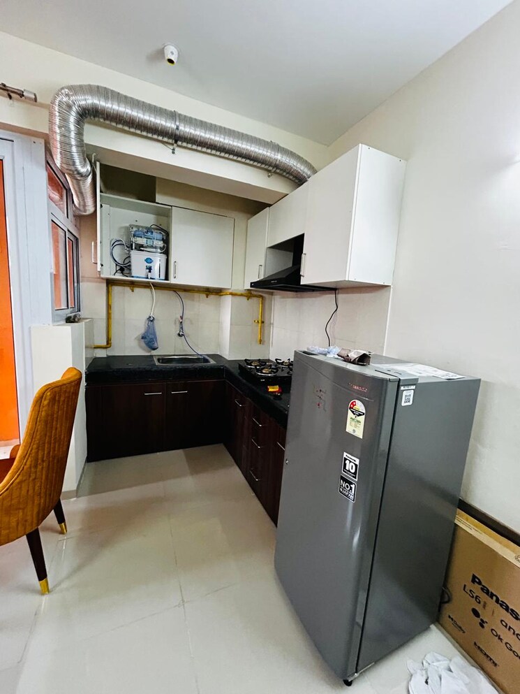 Kitchen, wave-dream-homes 1 Bedroom 578 Sq.Ft. Apartment In Wave City Ghaziabad 9438345