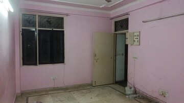 Living Room in 1 BHK Builder Floor at Vaishali Sector 5 – for Rent