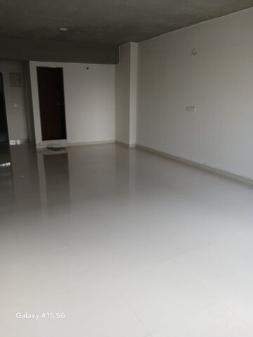 Room in  Office Space at Ghatlodia – for Rent