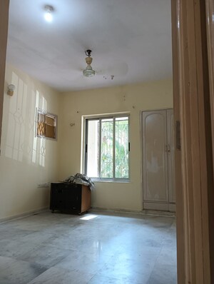 Room in 2 BHK Apartment at Kalpataru Siddhachal II, Kapur Bawdi – for Sale