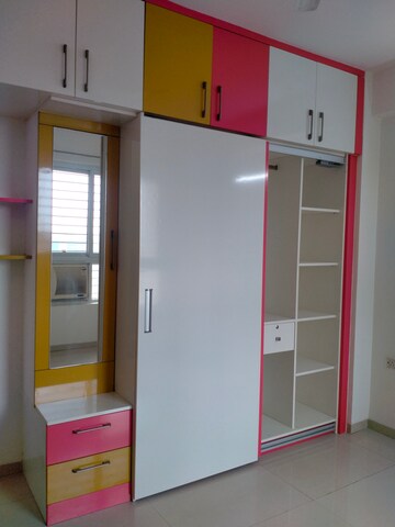 Room in 3 BHK Apartment at Tulip Violet, Sector 69 – for Rent