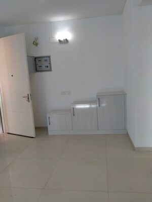 Bathroom in 3 BHK Apartment at Tulip Violet, Sector 69 – for Rent