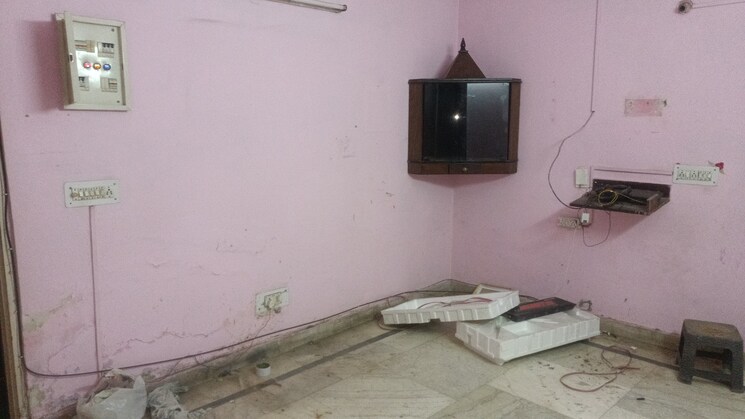 Living Room, vaishali sector 5 1 Bedroom 550 Sq.Ft. Builder Floor In Vaishali Sector 5 Ghaziabad 9438547