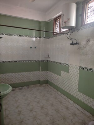 Balcony in 1.5 BHK Apartment at Udhay Giri, Sector 34 – for Rent