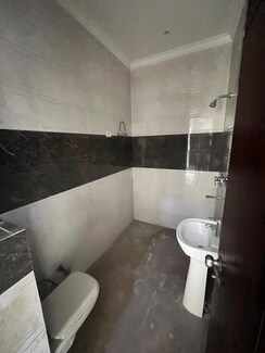 3 BHK Builder Floor For Sale in Parklands