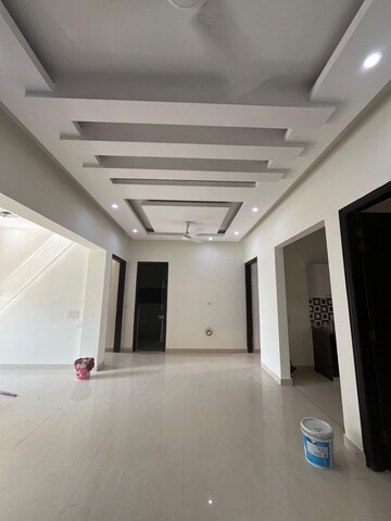 Building Lobby in 3 BHK Builder Floor at Parklands, Sector 85 – for Sale