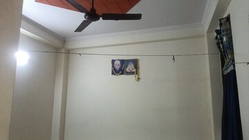 Living Room in 2 BHK Builder Floor at Vaishali Sector 3 – for Rent