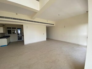 Room in 4 BHK Apartment at Ireo Skyon, Sector 60 – for Rent