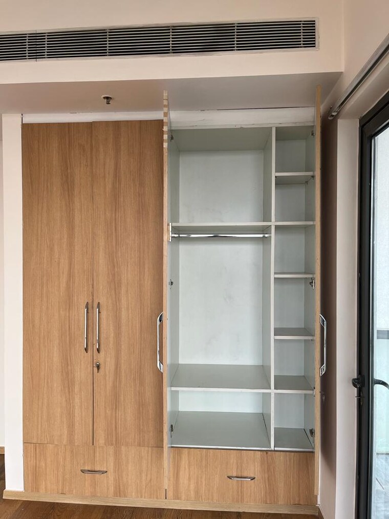 Room, ireo-skyon 4 Bedroom 2800 Sq.Ft. Apartment In Sector 60 Gurgaon 9438612